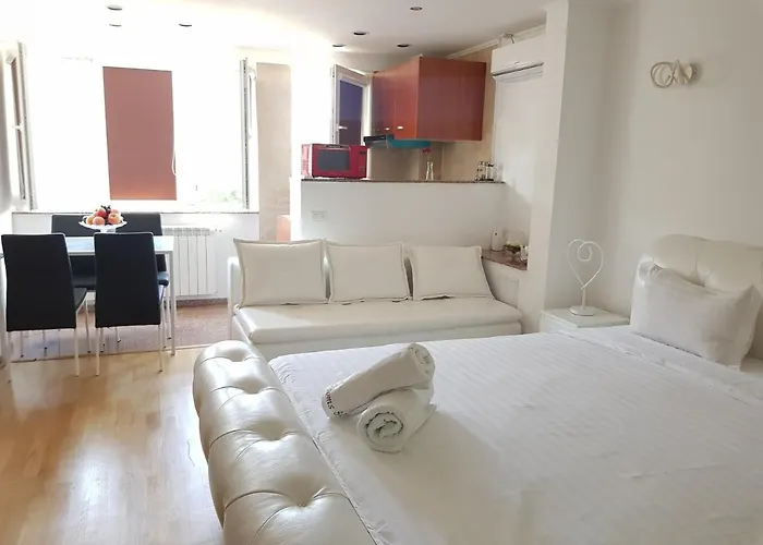 Apartman Ritmului Mega Mall *