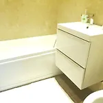 Ritmului Mega Mall 布加勒斯特